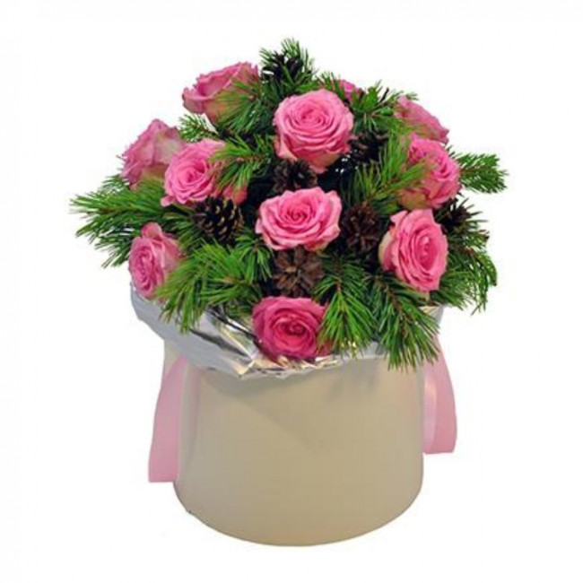 Букет цветов "Новогодняя коробка из роз"